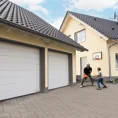 Komfort w dobrej cenie. Co wyróżnia bramę garażową RenoMatic